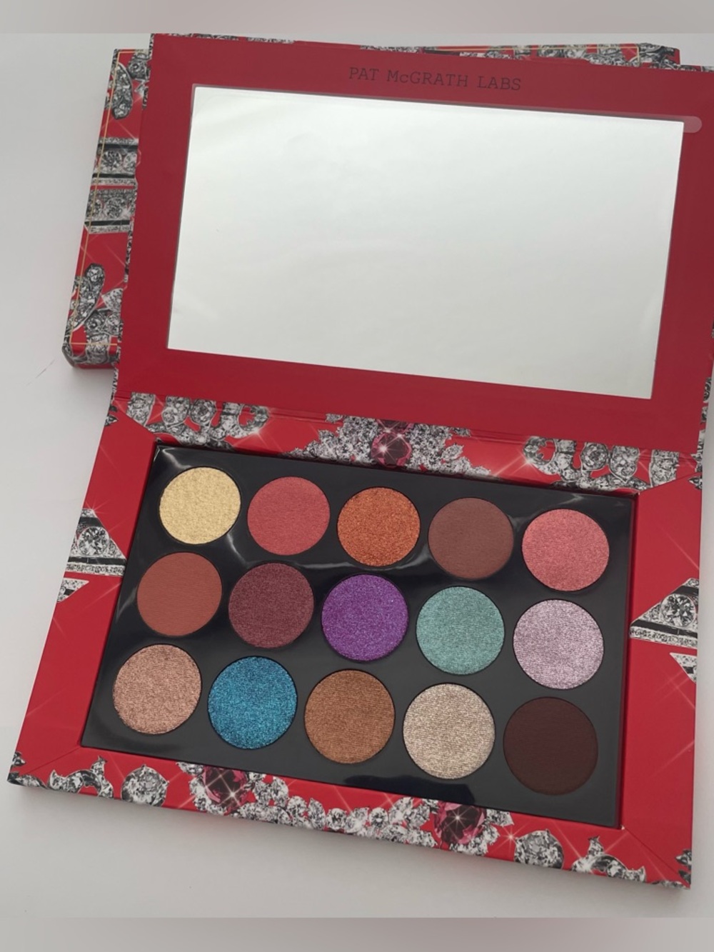 Pat McGrath Labs Luminous Legends Mega Eye Shadow Palette Large 15 Colors  New